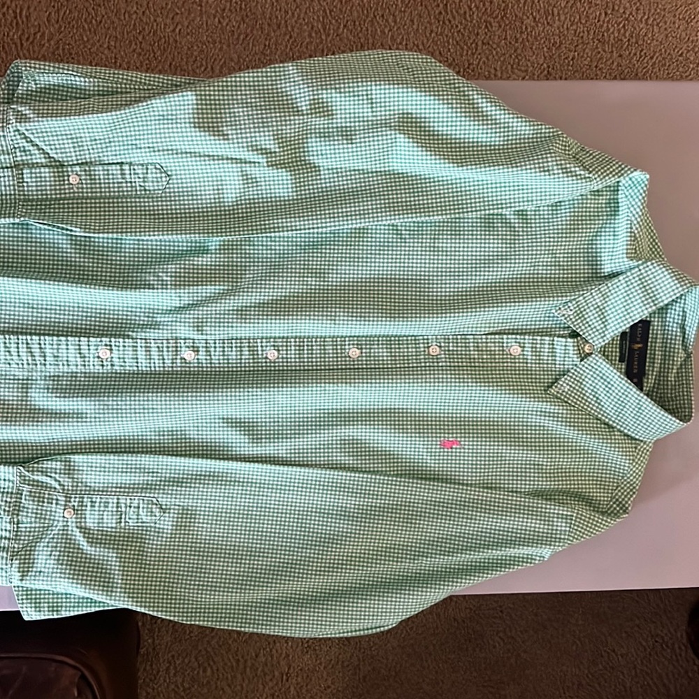 Mens Ralph Lauren Button Down. Size XL, slim fit.